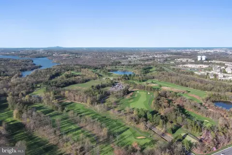 View/Area - 42654 Frontier Dr, Brambleton, VA 20148 photo 10 of 12