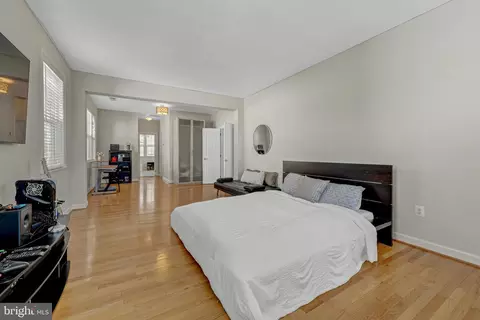Bedroom - 42654 Frontier Dr, Brambleton, VA 20148 photo 2 of 6