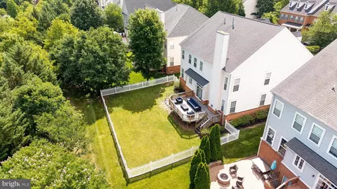 Other - 42654 Frontier Dr, Brambleton, VA 20148 photo 14 of 40