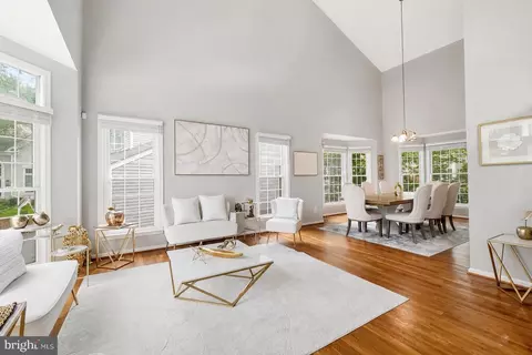 20618 Bridgeport Ct, Sterling, VA 20165