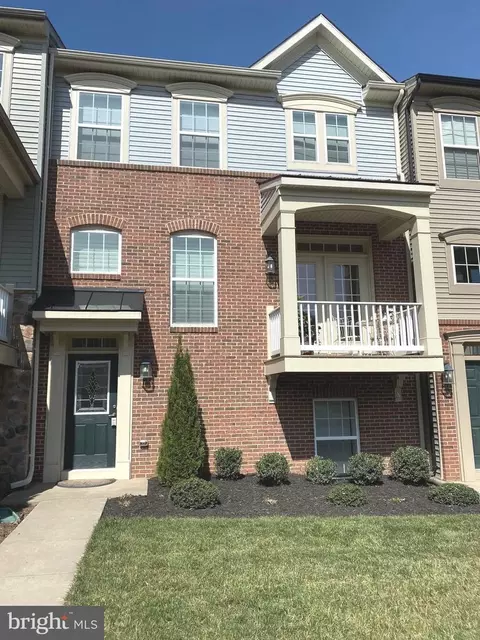 46679 Joubert Ter, Sterling, VA 20165