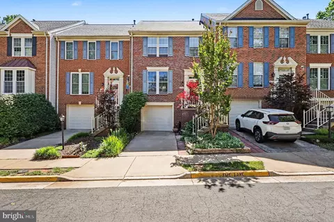 46572 Broadspear Ter, Sterling, VA 20165