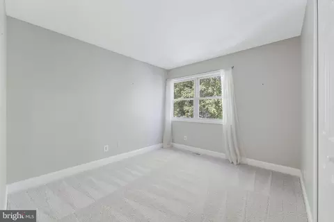 Bedroom - 151 S Fox Rd, Sterling, VA 20164 photo 11 of 11