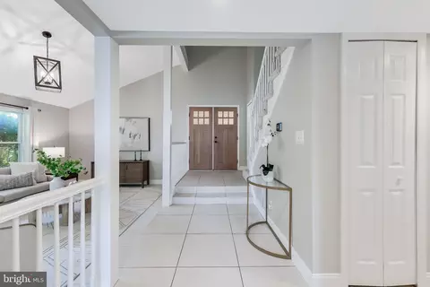 Entry Way - 151 S Fox Rd, Sterling, VA 20164 photo 3 of 7