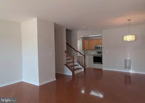 Living - 20216 Nightwatch St, Ashburn, VA 20147 photo 1 of 10