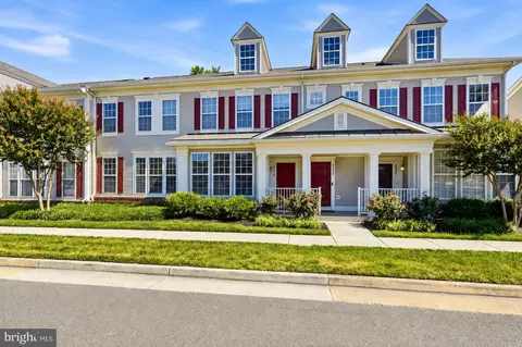 Exterior - 20216 Nightwatch St, Ashburn, VA 20147 photo 2 of 7
