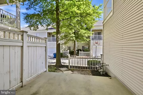 Exterior - 20216 Nightwatch St, Ashburn, VA 20147 photo 5 of 7