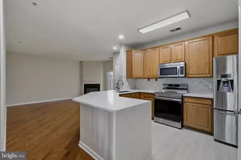 Kitchen - 20216 Nightwatch St, Ashburn, VA 20147 photo 2 of 5