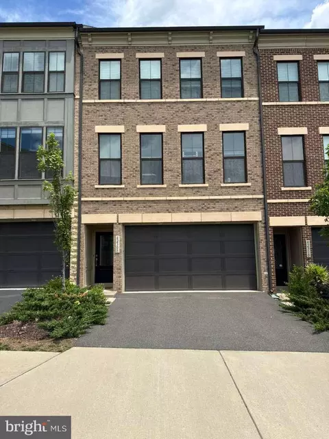42308 Rockrimmon Ter, Ashburn, VA 20148