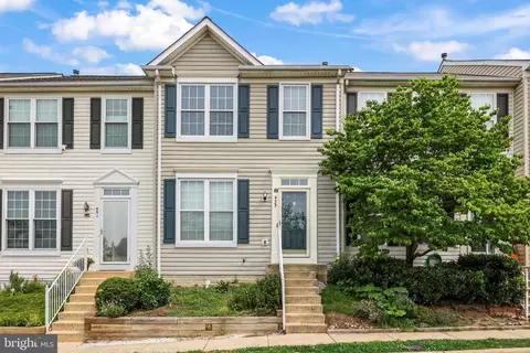 453 Pearlbush Sq NE, Leesburg, VA 20176