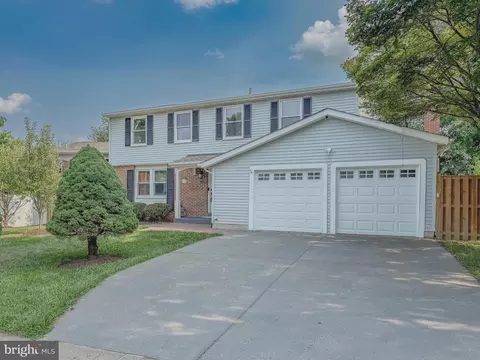107 Appletree Dr NE, Leesburg, VA 20176