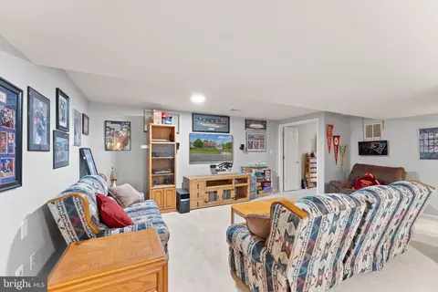 Other - 43305 Wayside Cir, Ashburn, VA 20147 photo 16 of 24