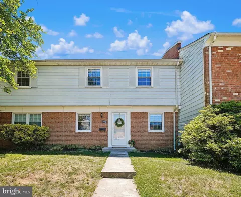 204 Shenandoah St SE, Leesburg, VA 20175