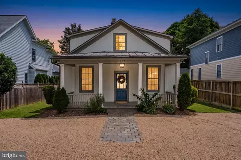 107 Walnut, Middleburg, VA 20117
