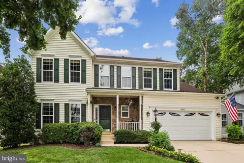 43157 Malloch Pl, Leesburg, VA 20176
