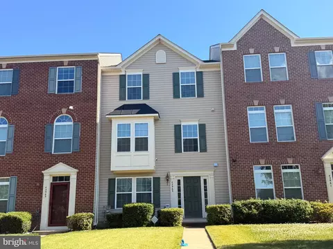 42963 Spyder Pl, Chantilly, VA 20152