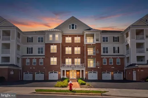 44589 York Crest Ter #405, Ashburn, VA 20147