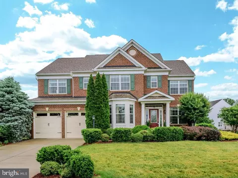 42134 Autumn Rain Cir, Brambleton, VA 20148