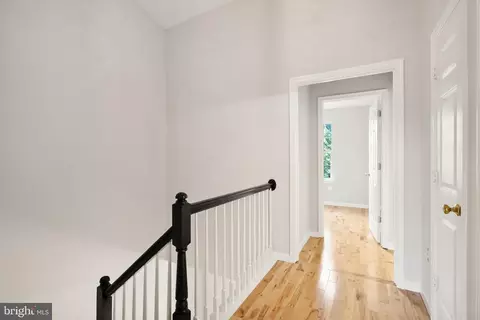 Entry Way - 43268 Clearnight Ter, Ashburn, VA 20147 photo 3 of 3