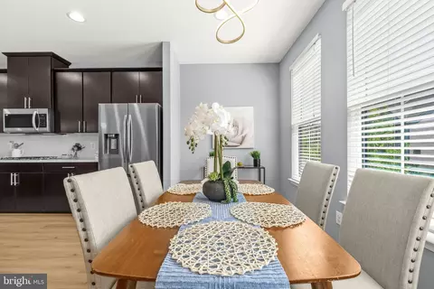 Dining - 22325 Tees Ter, Ashburn, VA 20148 photo 2 of 2