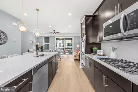 Kitchen - 22325 Tees Ter, Ashburn, VA 20148 photo 4 of 4