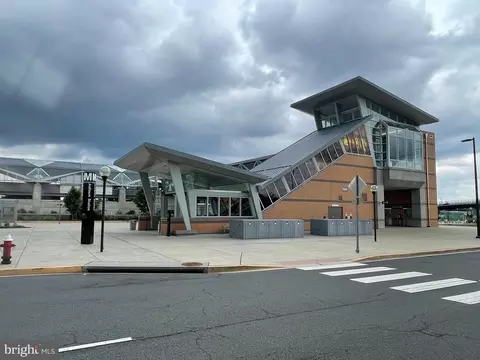Exterior - 22325 Tees Ter, Ashburn, VA 20148 photo 12 of 12