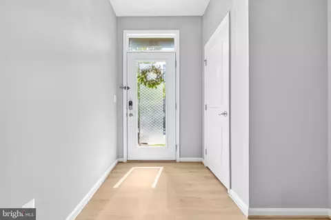 Entry Way - 22325 Tees Ter, Ashburn, VA 20148 photo 6 of 6
