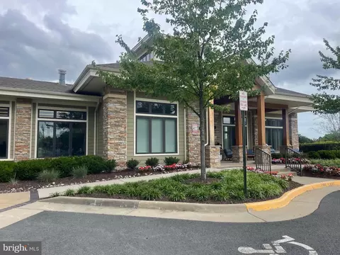 Exterior - 22325 Tees Ter, Ashburn, VA 20148 photo 6 of 12