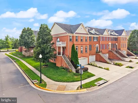 42919 Overly, Chantilly, VA 20152