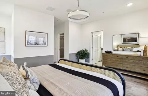 Bedroom - 19790 Lavender Dust Sq, Ashburn, VA 20147 photo 3 of 7