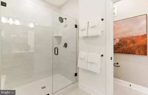 Entry Way - 20004 Coral Wind Ter, Ashburn, VA 20147 photo 6 of 6