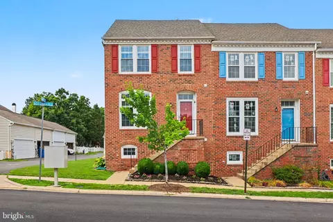 Exterior - 42918 Needham Way, Ashburn, VA 20147 photo 2 of 8