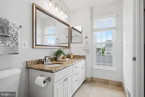 Bath - 42918 Needham Way, Ashburn, VA 20147 photo 2 of 9