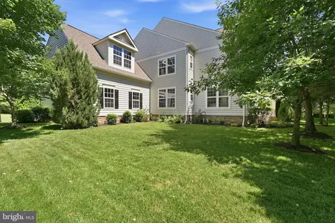 Exterior - 23054 Bronstein Ln, Brambleton, VA 20148 photo 4 of 11