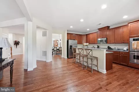 Entry Way - 23054 Bronstein Ln, Brambleton, VA 20148 photo 5 of 15