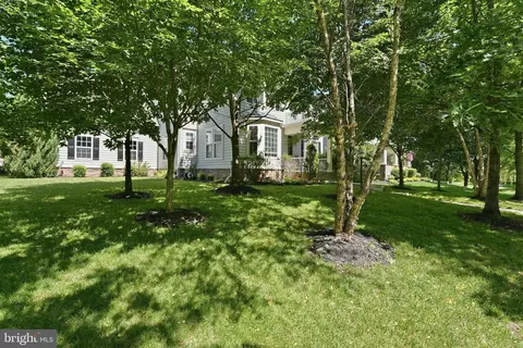 Exterior - 23054 Bronstein Ln, Brambleton, VA 20148 photo 7 of 11