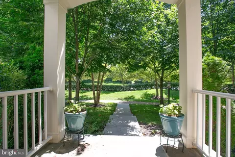 Exterior - 23054 Bronstein Ln, Brambleton, VA 20148 photo 2 of 11