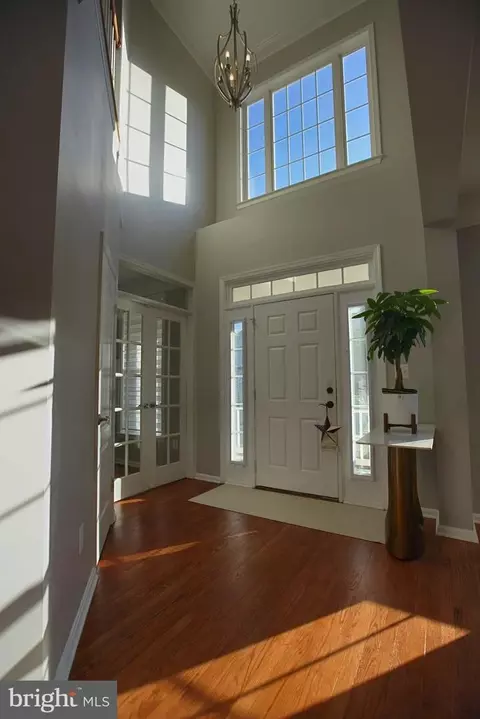 Entry Way - 43314 Fullerton St, Ashburn, VA 20147 photo 1 of 21