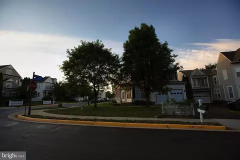 View/Area - 43314 Fullerton St, Ashburn, VA 20147 photo 1 of 1