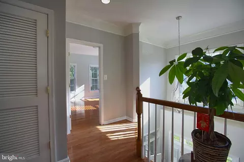 Entry Way - 43314 Fullerton St, Ashburn, VA 20147 photo 20 of 21