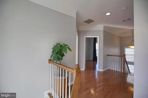 Entry Way - 43314 Fullerton St, Ashburn, VA 20147 photo 19 of 21