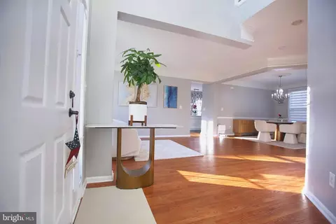 Entry Way - 43314 Fullerton St, Ashburn, VA 20147 photo 2 of 21
