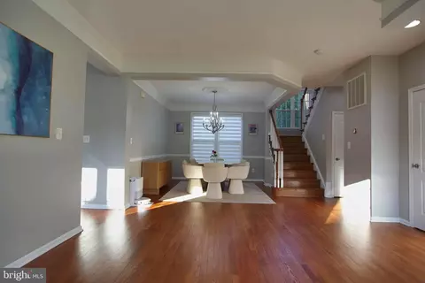 Entry Way - 43314 Fullerton St, Ashburn, VA 20147 photo 8 of 21