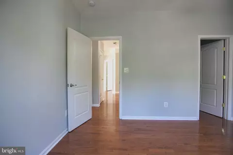Entry Way - 43314 Fullerton St, Ashburn, VA 20147 photo 18 of 21