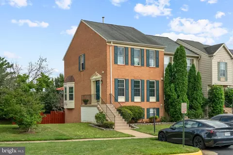 Exterior - 20944 Rootstown Ter, Ashburn, VA 20147 photo 2 of 11
