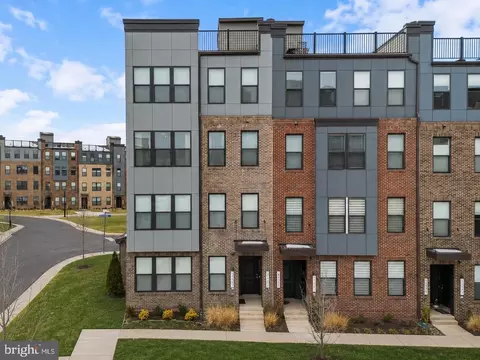 44481 Wolfhound Sq, Ashburn, VA 20147
