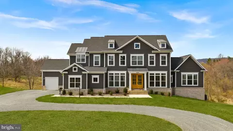 38149 John Wolford Rd, Hillsboro, VA 20132