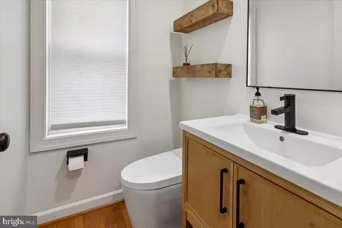 Other - 42855 Chatelain Cir, Brambleton, VA 20148 photo 4 of 32