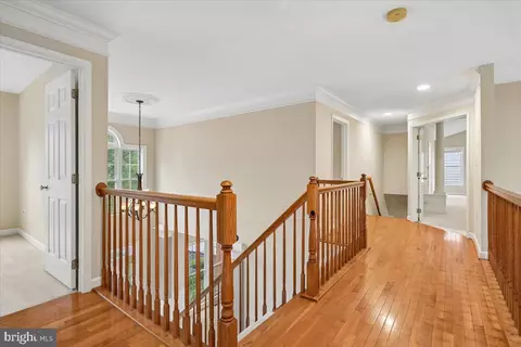 Entry Way - 42855 Chatelain Cir, Brambleton, VA 20148 photo 3 of 5
