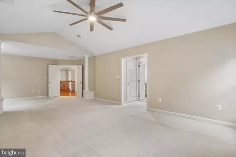 Entry Way - 42855 Chatelain Cir, Brambleton, VA 20148 photo 4 of 5